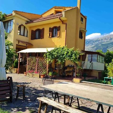 Villa Alberto Sulmona Eksteriør billede
