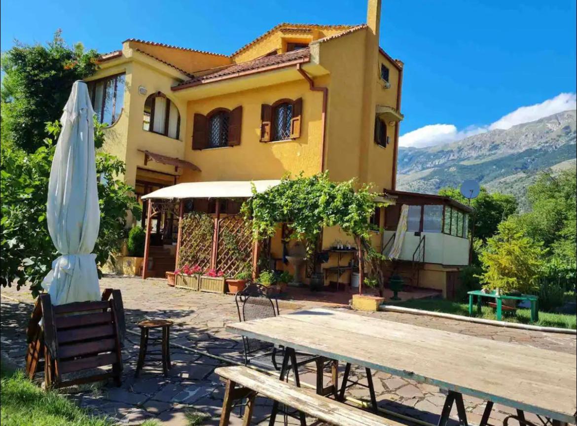 Villa Alberto Sulmona Eksteriør billede